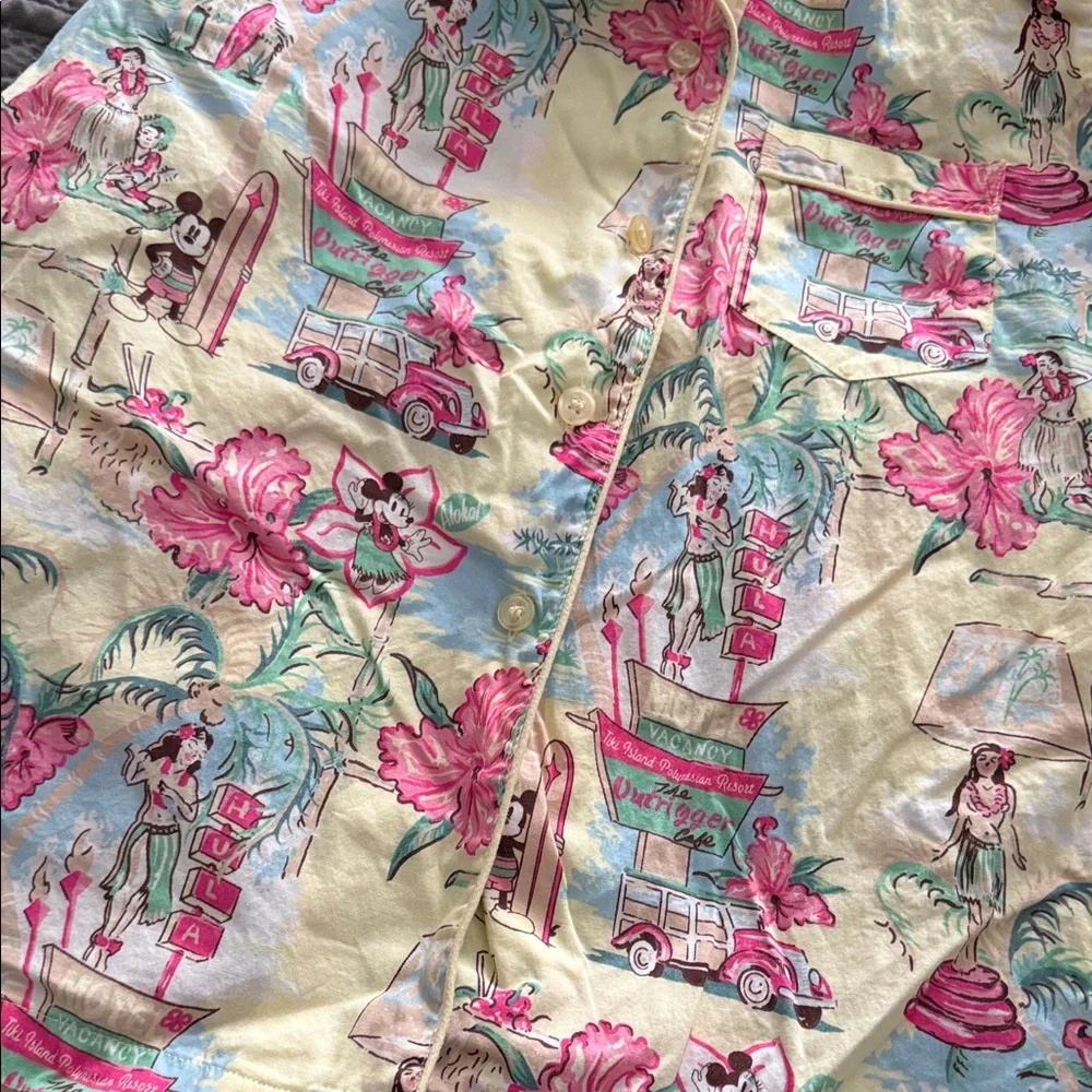 Disney’s Polynesian Resort Pastel Floral Beach Print Pajama Set - Small - Picture 3 of 5